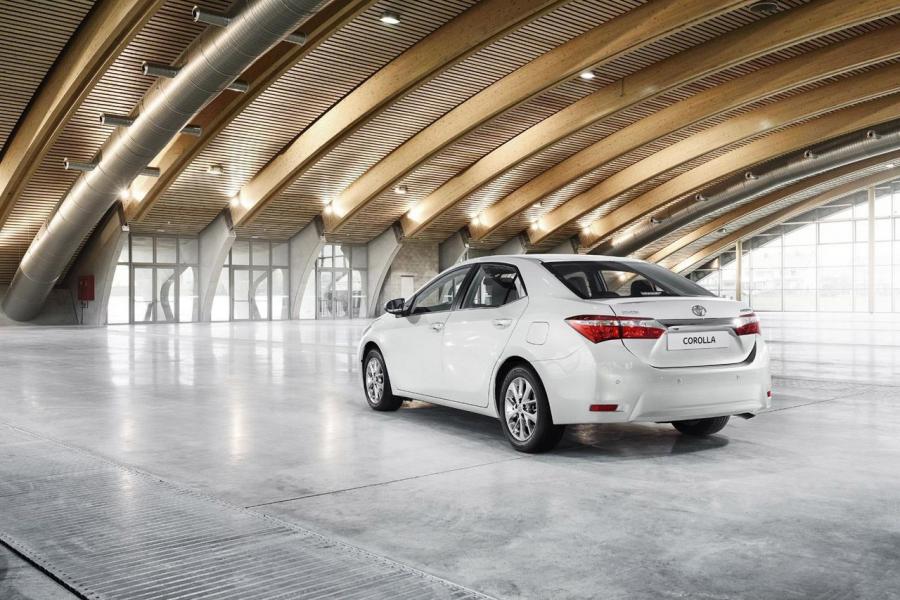  Toyota Corolla 2013 года  (EU) (фото 41 из 43)